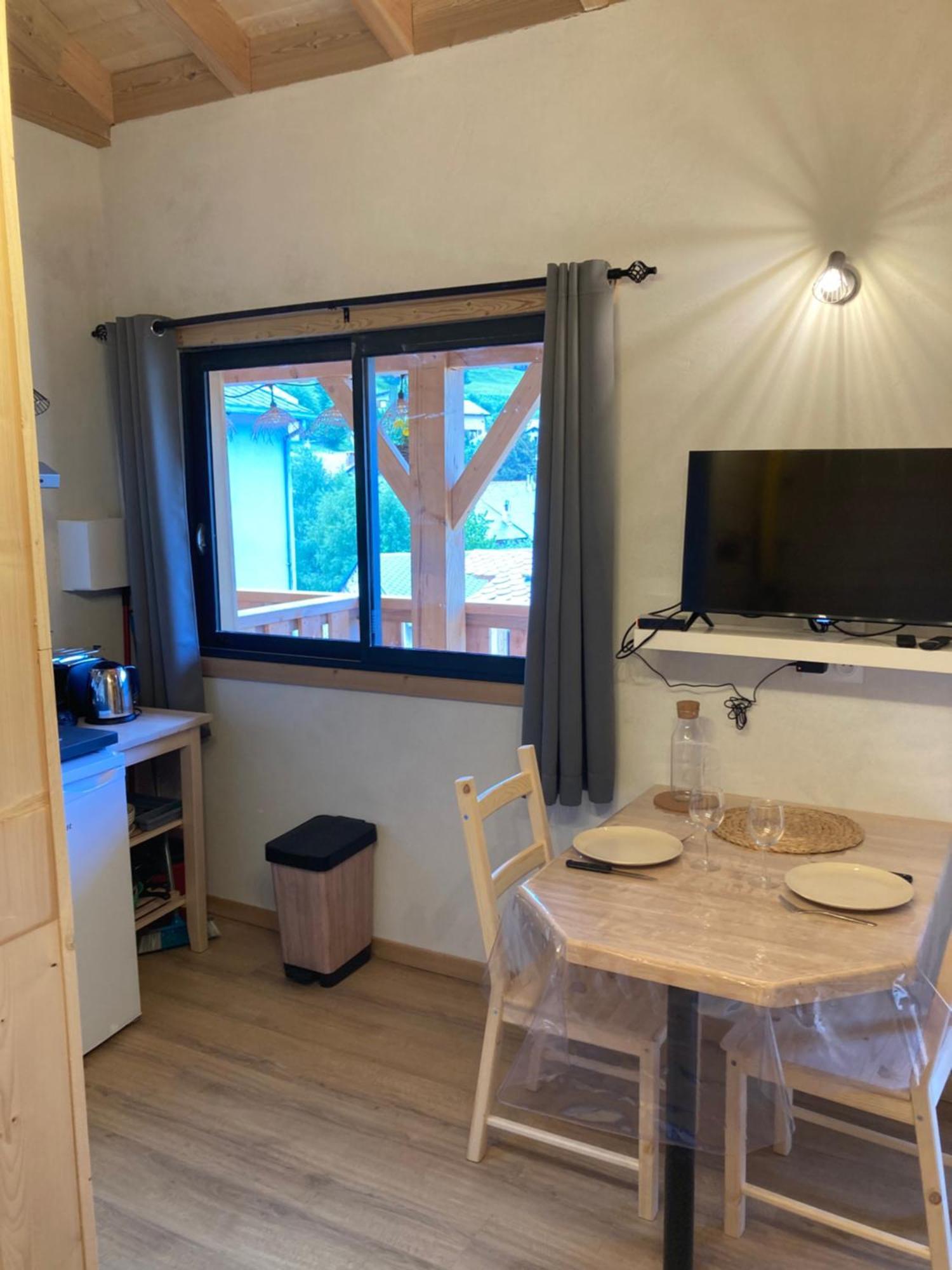 Studio Canellito Le Clos Des Ours Matemale Exteriör bild